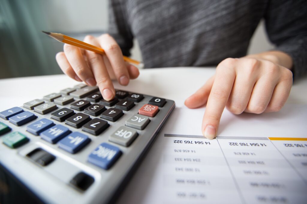 Ayudas para el autoconsumo en las empresas - Monticell